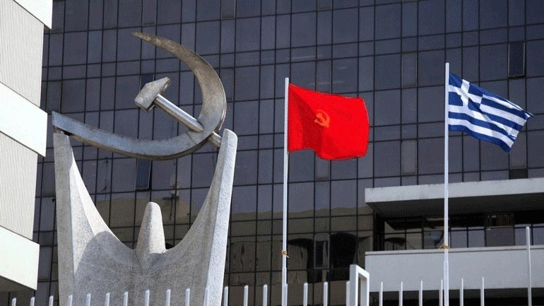 ΚΚΕ: «Ο κ. Τσίπρας έφτασε στο σημείο να αναγορεύει σε υπέρτατο κριτή της πολιτικής του τις αγορές και τους επενδυτές»