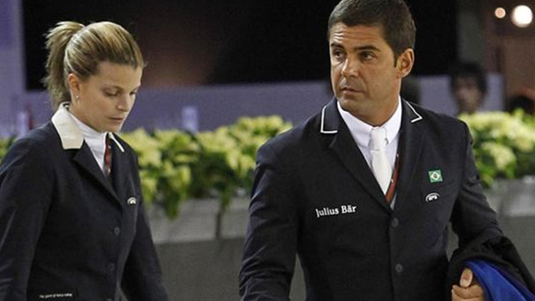 Προκαλεί την Αθηνά ο Αλβάρο! Ετοιμάζει ταξίδι στην Κρήτη με τη νέα του αγαπημένη