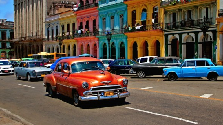 Περισσότεροι τουρίστες αναμένονται εφέτος στην Κούβα σύμφωνα με αξιωματούχο