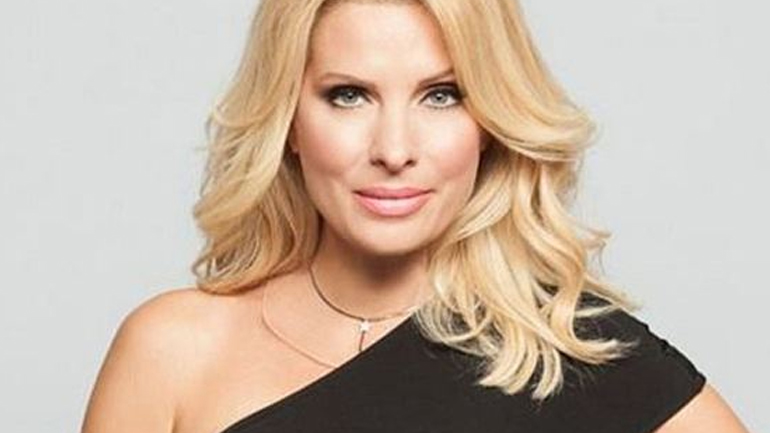 Ελένη Μενεγάκη: Μίνι απόδραση στην Άνδρο