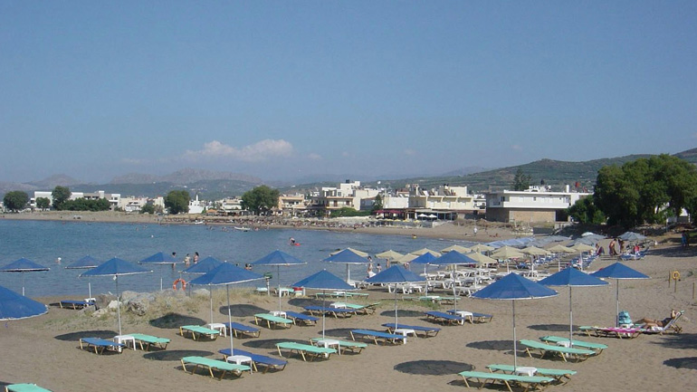 Ακόμη μια ελληνική παραλία απέκτησε γαλάζια σημαία