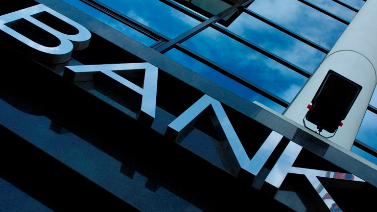 Οι τράπεζες δείχνουν τα… δόντια τους σε στρατηγικούς κακοπληρωτές