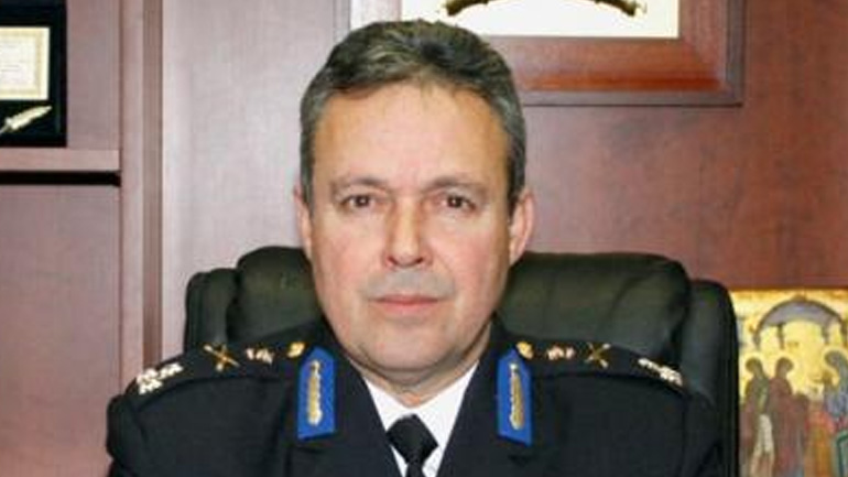 Πάτρα: Από τον 1o όροφο κτηρίου έπεσε ο πρώην αρχηγός της Πυροσβεστικής Π. Μπονάτσος