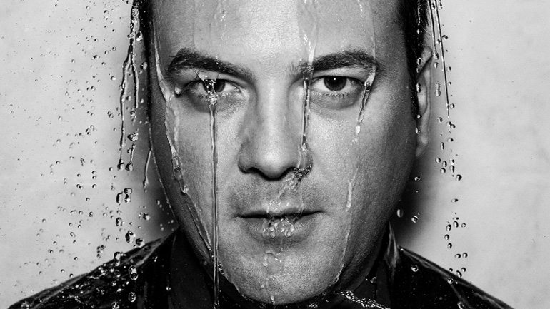 Kiko Navarro – Agent Greg στο Bolivar Beach Bar