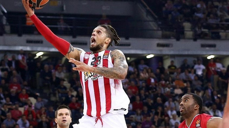 Χάκετ: «Μιλάω με την Μπάμπεργκ και την Μπάγερν»