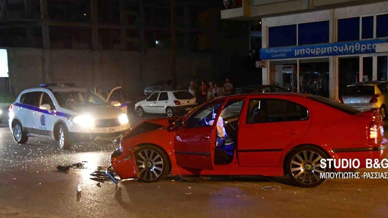 Σοβαρό τροχαίο μπροστά στο στρατόπεδο Ναυπλίου