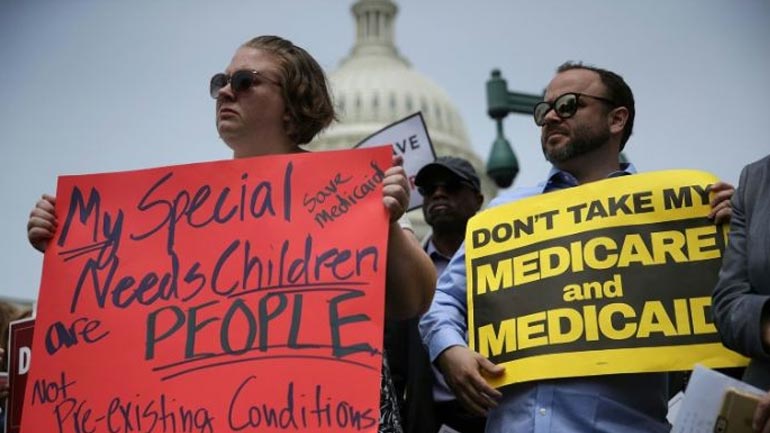 ΗΠΑ: Οι Ρεπουμπλικάνοι ανέβαλαν τη συζήτηση για την κατάργηση του Obamacare