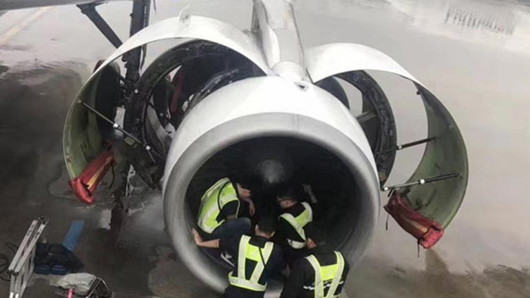 Κίνα: Η πτήση καθυστέρησε επειδή μια προληπτική γιαγιά πέταξε κέρματα στον κινητήρα