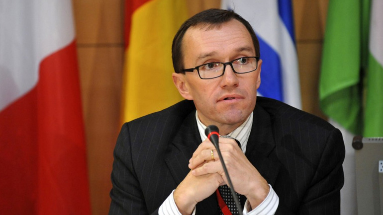 Χωρίς έγγραφο Άιντε αρχίζει η διάσκεψη για το Κυπριακό