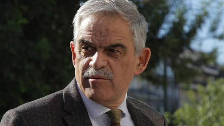 Μετωπική Τόσκα – ΝΔ μετά την απαγόρευση της συγκέντρωσης των αστυνομικών στα Εξάρχεια