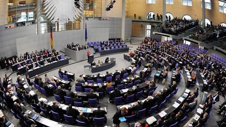 Σήμερα περνά από το γερμανικό κοινοβούλιο η δόση των 8,5 δις προς την Ελλάδα