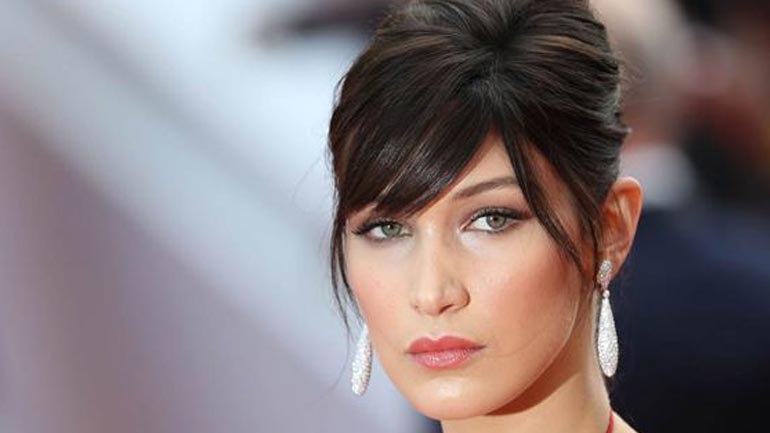 Η Bella Hadid στο πλευρό της άρρωστης γιαγιάς της