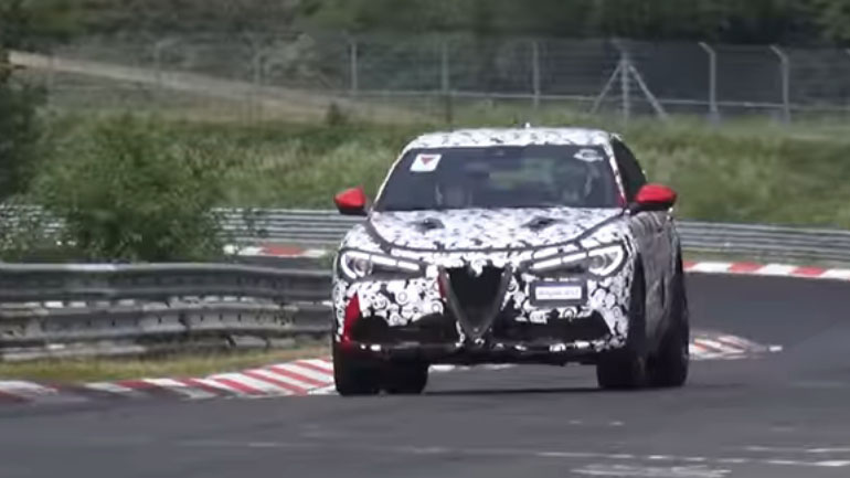 Η Alfa Stelvio των 510 ίππων εν ώρα δράσης