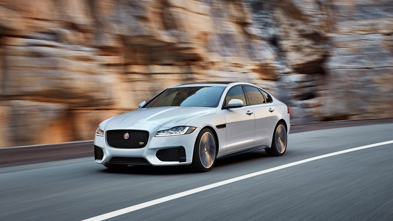 Νέος κινητήρας  2.0 Turbo με 300 ίππους από τη Jaguar
