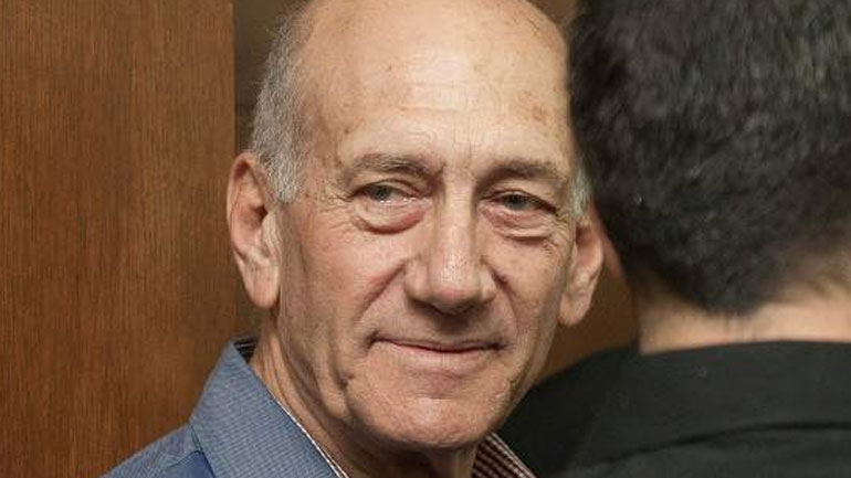 Ο πρώην πρωθυπουργός του Ισραήλ αποφυλακίστηκε πρόωρα