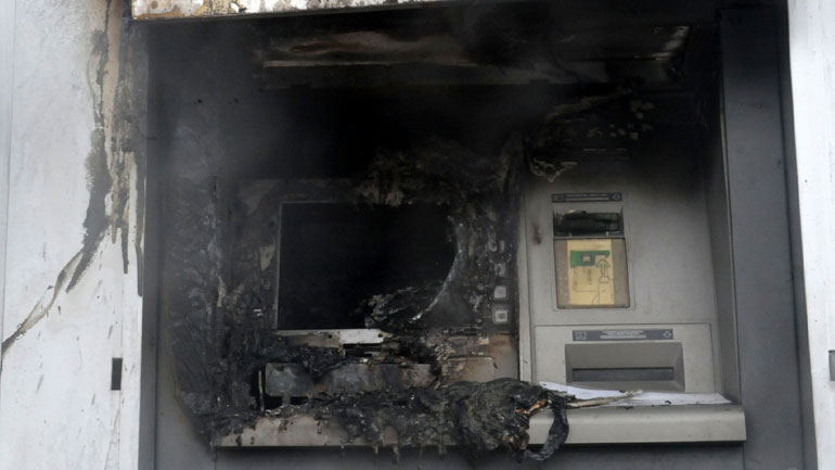 Θεσσαλονίκη: Στόχος εμπρηστών ΑΤΜ στην Πολίχνη