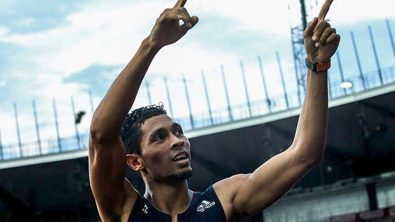 Στίβος: Πέτυχε Παγκόσμιο ρεκόρ στα 300 μέτρα ο Φαν Νίκερκ