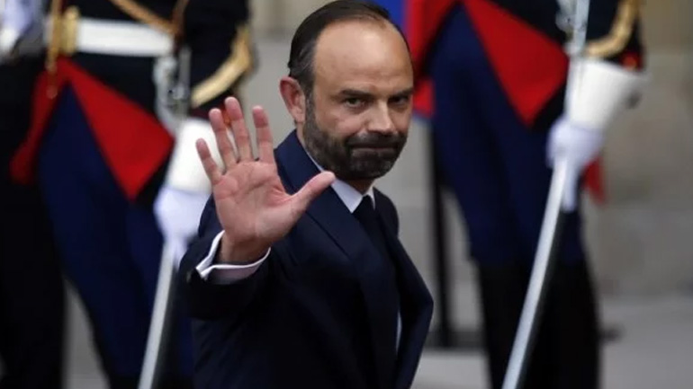 Περικοπές δημοσίων δαπανών εξαγγέλλει ο πρωθυπουργός της Γαλλίας