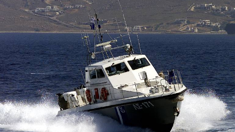 Σε γυμναστήριο των Χανίων μεταφέρθηκαν οι μετανάστες που επέβαιναν στο ιστιοφόρο