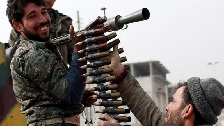 Πλήρως περικυκλωμένη από αραβοκουρδικές δυνάμεις η Ράκα