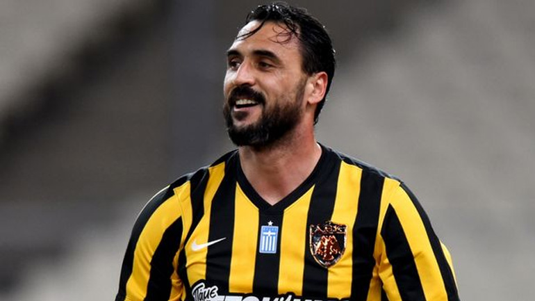 «Έχω έναν ακόμη χρόνο συμβόλαιο»