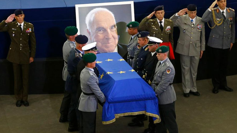 «Σε ευχαριστούμε Χέλμουτ Κολ»