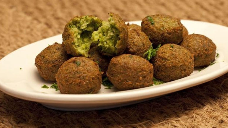 Falafel: Φτιάξτε τα λιβανέζικα κεφτεδάκια