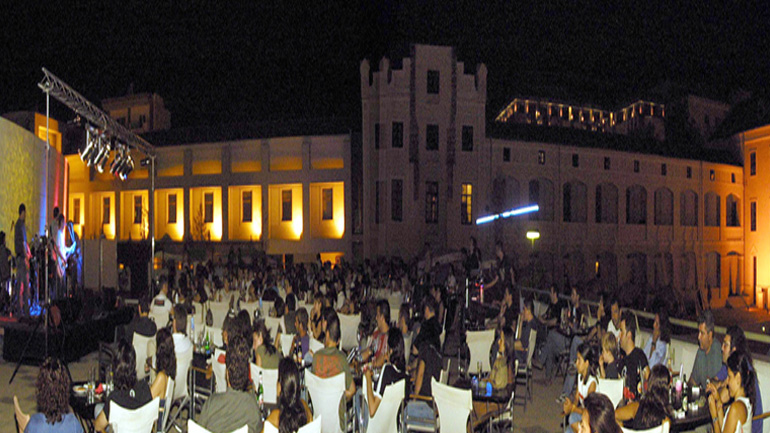 Μεγάλες μουσικές στιγμές στη βεράντα της Μονής Λαζαριστών