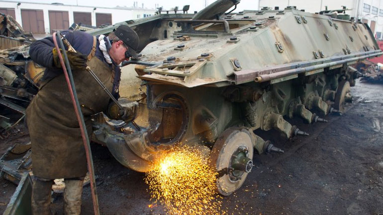 Οι δωροδοκίες της KMW και πάλι στα γερμανικά δικαστήρια