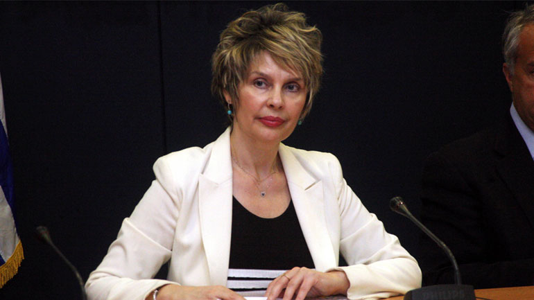 Κατερίνα Παπακώστα:  «Ας σοβαρευτούν στο ΠΑΣΟΚ»