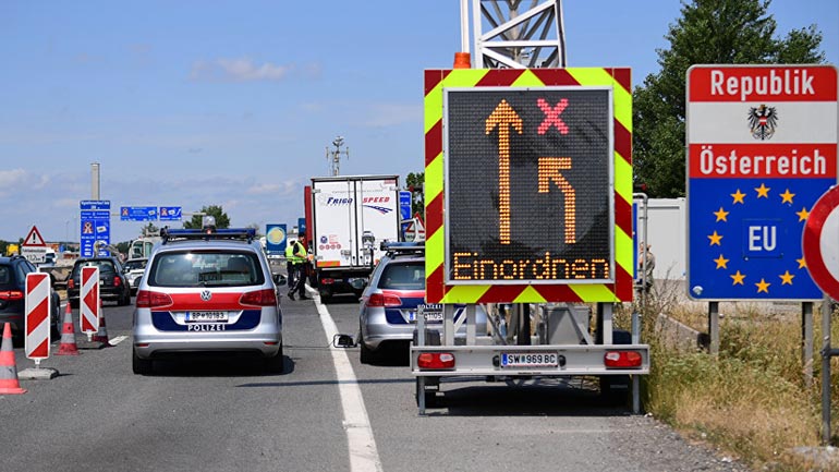 Η Βιέννη είναι έτοιμη να αναπτύξει τον στρατό στα σύνορα με την Ιταλία