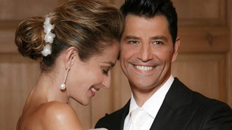 Κάτια Ζυγούλη: Αυτό είναι το εντυπωσιακό νυφικό της διά χειρός Σήλιας Κριθαριώτη