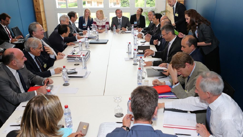 Από μια κλωστή κρέμονται οι διαπραγματεύσεις για το Κυπριακό