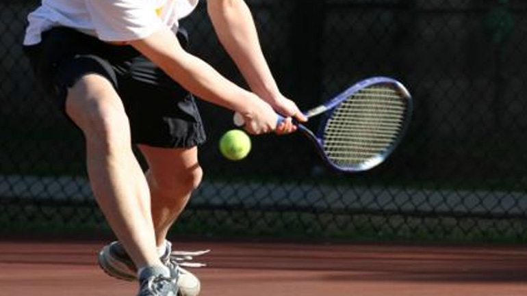 Κρήτη: Τουρίστας πέθαινε την ώρα που έπαιζε τένις