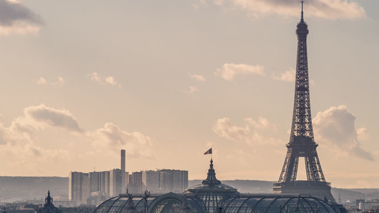 Φανταστικό timelapse βίντεο της Πόλης του Φωτός