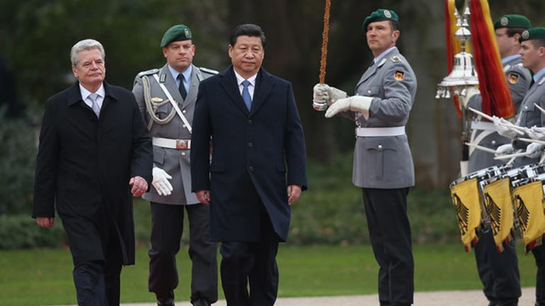 Ο πρόεδρος της Κίνας υποστηρίζει μια «σταθερή, ευημερούσα κι ανοικτή Ε.Ε.»