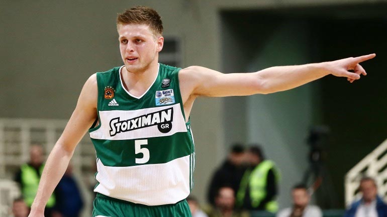 Φεύγει δανεικός ο Χαραλαμπόπουλος;