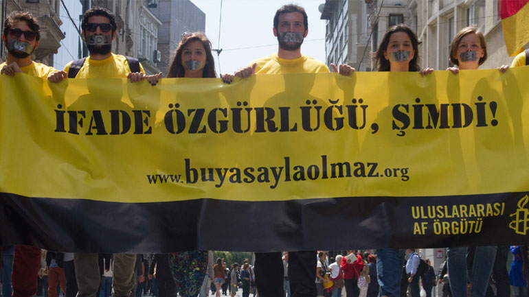 Τουρκία: Η Διεθνής Αμνηστία καταγγέλλει τη σύλληψη ακτιβιστών