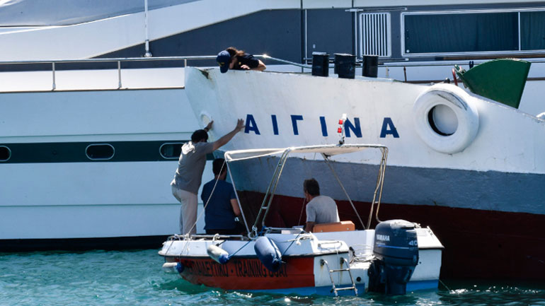 Ελεύθεροι ο πλοίαρχος και το μέλος του πληρώματος του πλοίου «Αίγινα» που συγκρούστηκε με αλιευτικό