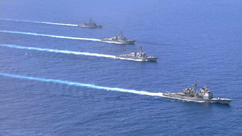 Το Πεκίνο επέκρινε την πτήση αμερικανικών βομβαρδιστικών πάνω από τη Νότια Σινική Θάλασσα