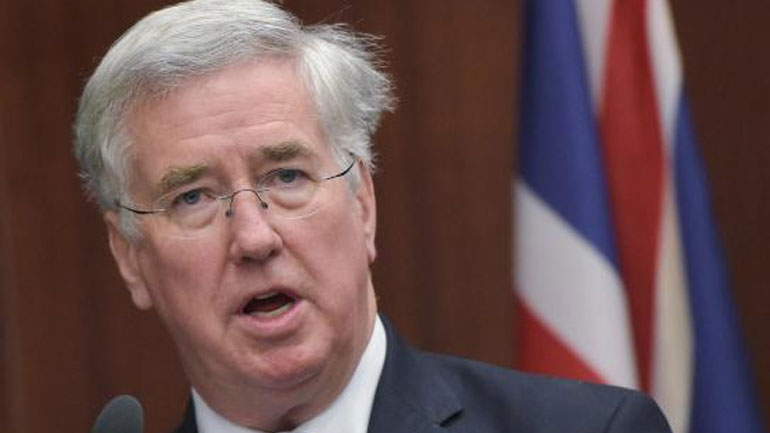 Ο υπουργός Άμυνας της Βρετανίας χαιρετίζει την ανακωχή στη Συρία αλλά θέλει να τη δει να εφαρμόζεται