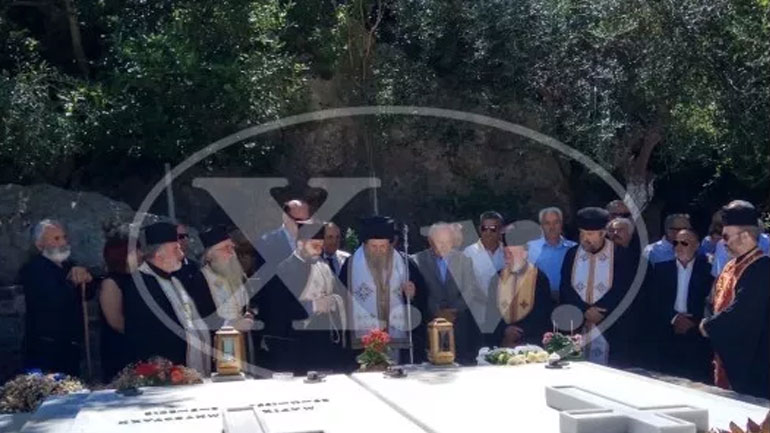 Επιμνημόσυνη δέηση από την ΝΟΔΕ Χανίων στον τάφο του Κων. Μητσοτάκη