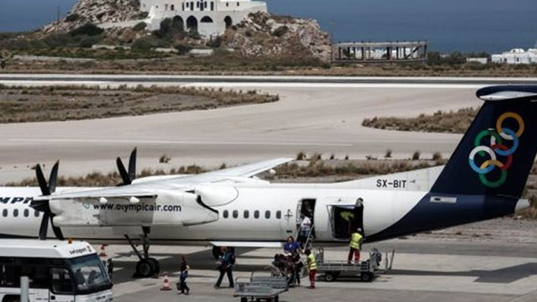 Έξι νέες συλλήψεις στο αεροδρόμιο Θήρας