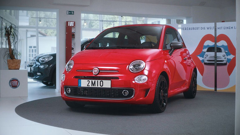 Η επιτυχία του Fiat 500 συνεχίζεται Η επιτυχία του Fiat 500 συνεχίζεται