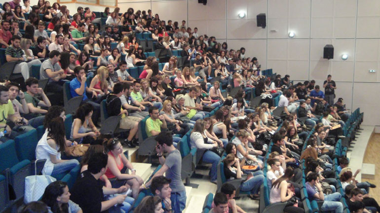 Πώς επηρεάζουν τις βάσεις σε ΑΕΙ-ΤΕΙ οι βαθμολογίες των ειδικών μαθημάτων