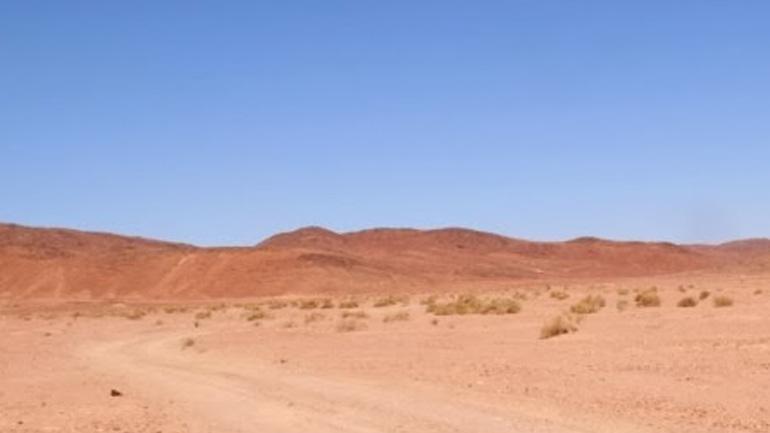 Τουλάχιστον 19 Αιγύπτιοι μετανάστες έχασαν τη ζωή τους στη λιβυκή έρημο