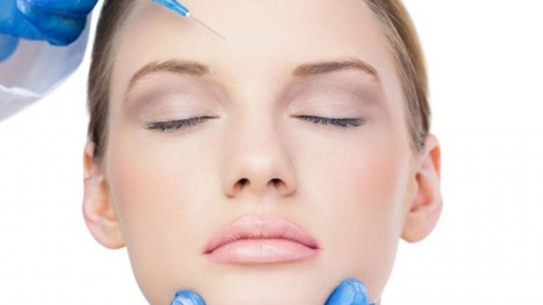 Ποια είναι η κατάλληλη ηλικία για να ξεκινήσετε το μπότοξ;