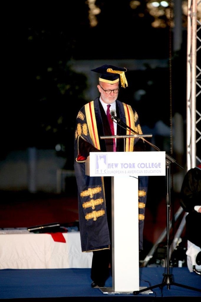 O Κόμης του St. Andrews, Καγκελάριος του Πανεπιστημίου του Βοlton