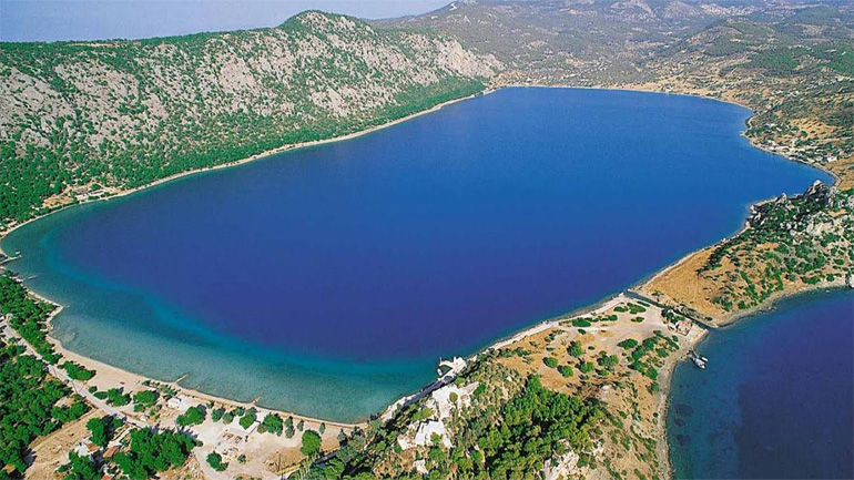 Η Λίμνη Λουτρακίου ετοιμάζεται να υποδεχθεί μια αθλητική γιορτή