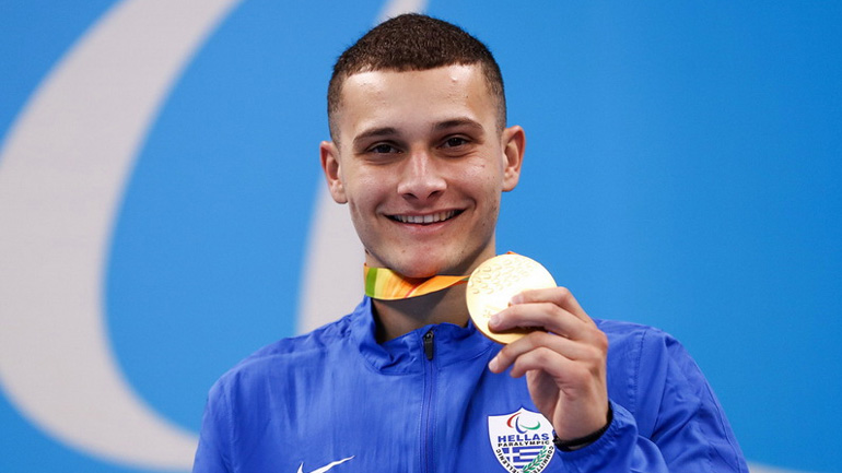 Δύο πανελλήνια ρεκόρ ο Μιχαλεντζάκης στα 50μ.πεταλούδα